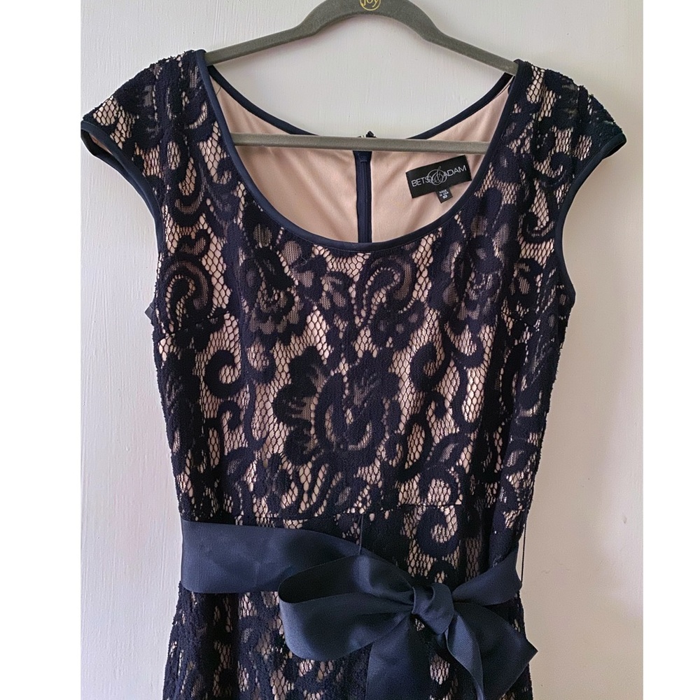 Betsy & Adam Dress, Cap-Sleeve Belted Lace Gown